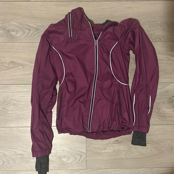 Lululemon windbreaker jacket - Picture 1 of 2